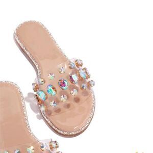 Brand new Rhinestones- Crystals- Studded comfortable formal sandles 8.5 Pazzle